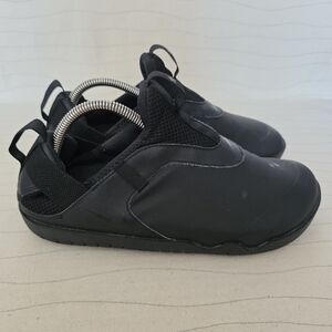 Nike Mens Zoom Pulse Tripple Black Slip On Comfort Nursing Shoes CT1629-003 Sz 8
